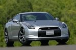 Car specs and fuel consumption for Nissan GT-R GT-R