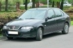 caractéristiques automobiles et la consommation de carburant pour Rover 400