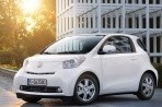 Especificaciones de coches y el consumo de combustible para Toyota iQ