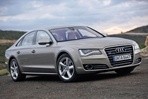 Especificaciones de coches y el consumo de combustible para Audi A8