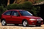 caractéristiques automobiles et la consommation de carburant pour Rover 200