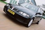 Especificaciones de coches y el consumo de combustible para Rover 45