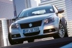 caractéristiques automobiles et la consommation de carburant pour Suzuki Kizashi