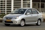 caractéristiques automobiles et la consommation de carburant pour Suzuki Liana