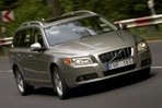 Car specs and fuel consumption for Volvo V70